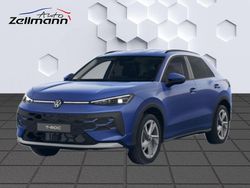 Blau Neu 2025 VW T-Roc S SUV | 41.249 € (Etwas zu teuer)