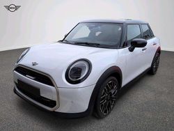Weiß Gebraucht 2024 Mini Cooper Favoured Kleinwagen | 30.777 € (Fairer Preis)