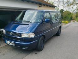 Blau Gebraucht 1999 VW Caravelle Van / Kleinbus | 9.900 € (Fairer Preis)
