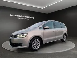 Silber Gebraucht 2011 VW Sharan Highline Van / Kleinbus | 17.999 € (Teuer)