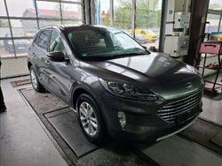 Magnetic grau metallic Gebraucht 2023 Ford Kuga Titanium X SUV | 19.950 €