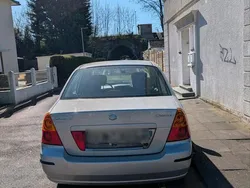 Silber Gebraucht 2002 Suzuki Liana Limousine | 2.800 € (Teuer)