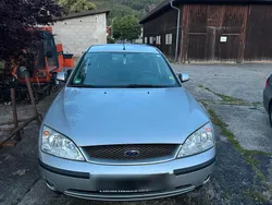 Silber Gebraucht 2001 Ford Mondeo Limousine | 700 € (Guter Preis)