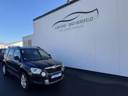 Schwarz Gebraucht 2011 Skoda Yeti Family SUV | 7.600 € (Fairer Preis)