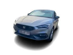 Silber Gebraucht 2024 Seat Leon FR Limousine | 33.649 € (Teuer)