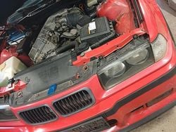Rot Gebraucht 1995 BMW 318 Compact M Sport Kleinwagen | 2.500 €