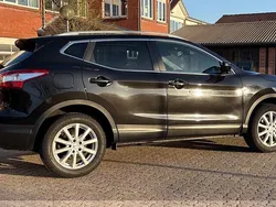 Schwarz Gebraucht 2017 Nissan Qashqai N-Connecta SUV | 14.963 € (Etwas zu teuer)