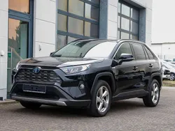 Schwarz Gebraucht 2020 Toyota RAV4 Hybrid Team SUV | 37.489 € (Teuer)