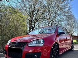 Rot Gebraucht 2005 VW Golf V GTI Limousine | 11.999 €