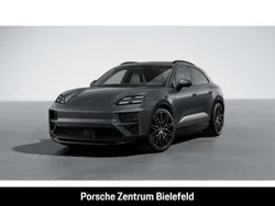 Vulkangraumetallic Gebraucht 2024 Porsche Macan Turbo SUV | 117.800 € (Etwas zu teuer)