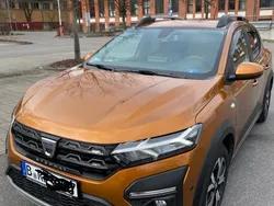 Orange Gebraucht 2022 Dacia Sandero Comfort Kleinwagen | 16.100 € (Fairer Preis)