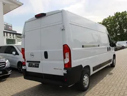 Weiss Gebraucht 2023 Opel Movano Van | 38.000 €