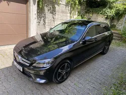 Grau Gebraucht 2020 Mercedes C180 Avantgarde Kombi | 23.800 € (Guter Preis)