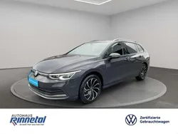 Grau Gebraucht 2024 VW Golf VIII Life Kombi | 34.250 € (Teuer)
