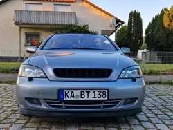 Grau Gebraucht 2003 Opel Astra Cabriolet Edition Cabrio | 2.500 € (Teuer)