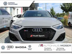 Grau Gebraucht 2022 Audi RS4 Sport Kombi | 62.940 € (Guter Preis)