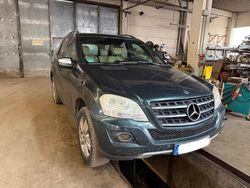 Grün Gebraucht 2009 Mercedes ML280 SUV | 5.500 € (Superpreis)