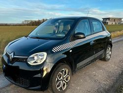 Schwarz Gebraucht 2019 Renault Twingo LIMITED Kleinwagen | 9.050 € (Fairer Preis)
