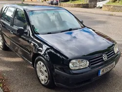 Schwarz Gebraucht 2002 VW Golf IV Comfortline Limousine | 1.490 € (Etwas zu teuer)