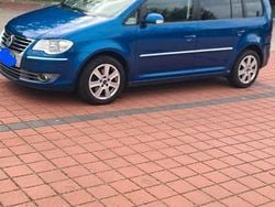 Blau Gebraucht 2007 VW Touran Highline Van / Kleinbus | 7.200 €