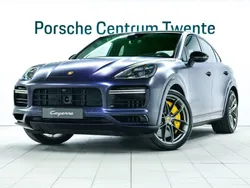 Violett Gebraucht 2023 Porsche Cayenne Turbo S SUV | 169.900 €
