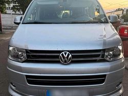 Grau Gebraucht 2014 VW Multivan | 17.500 €