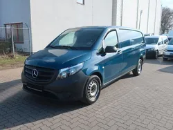 Blau Gebraucht 2016 Mercedes Vito Van / Kleinbus | 14.900 €