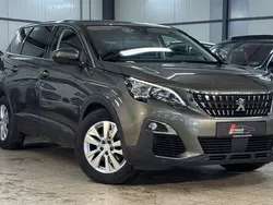 Grau Gebraucht 2020 Peugeot 5008 Business-Line Van / Kleinbus | 22.790 € (Fairer Preis)