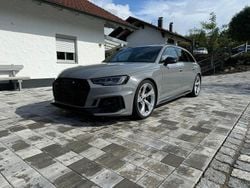 Grau Gebraucht 2019 Audi RS4 Ambiente Kombi | 44.999 € (Fairer Preis)