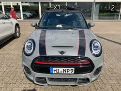 Grau Gebraucht 2019 Mini John Cooper Works Kleinwagen | 27.500 € (Fairer Preis)