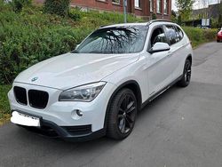 Weiß Gebraucht 2013 BMW X1 Sport Line SUV | 14.250 € (Teuer)