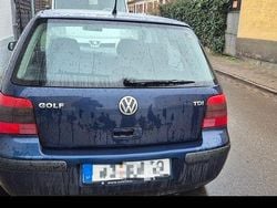 Blau Gebraucht 2002 VW Golf IV Highline Limousine | 2.600 € (Guter Preis)