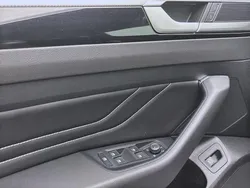 Silber Gebraucht 2024 VW Arteon R-line Limousine | 33.777 € (Guter Preis)