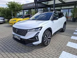 Perlmuttweiß metallic, black Neu 2025 Renault Austral Techno SUV | 36.580 € (Fairer Preis)