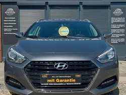 Silber Gebraucht 2017 Hyundai i40 Trend Kombi | 9.400 € (Fairer Preis)