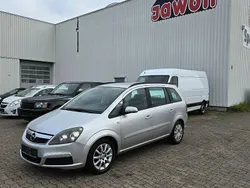 Silber Gebraucht 2006 Opel Zafira Edition Van / Kleinbus | 500 € (Superpreis)