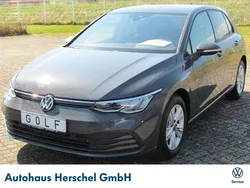 Grau delfingrau metallic Gebraucht 2024 VW Golf VIII Life Limousine | 26.490 € (Guter Preis)