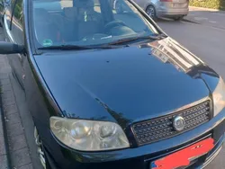 Schwarz Gebraucht 2004 Fiat Punto Kleinwagen | 999 €