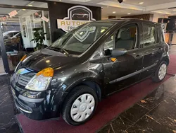 Schwarz Gebraucht 2005 Renault Modus Authentique Van / Kleinbus | 2.450 € (Teuer)