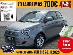 Mineral grau (met.lack.) Gebraucht 2022 Fiat 500e Action Kleinwagen | 16.890 € (Teuer)