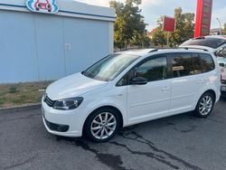 Weiß Gebraucht 2013 VW Touran Van / Kleinbus | 7.600 € (Guter Preis)