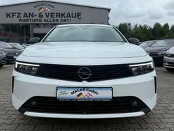 Weiß Gebraucht 2023 Opel Astra Business Edition Kombi | 17.999 € (Fairer Preis)