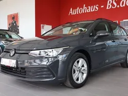 Grau Gebraucht 2023 VW Golf VIII Life Kombi | 23.880 € (Guter Preis)