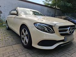 Beige Gebraucht 2017 Mercedes E200 Kombi | 11.800 € (Fairer Preis)