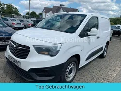 Weiß Gebraucht 2020 Opel Combo Van / Kleinbus | 9.999 € (Fairer Preis)