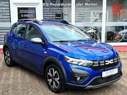 Blau Gebraucht 2023 Dacia Sandero Expression Kleinwagen | 15.476 € (Fairer Preis)