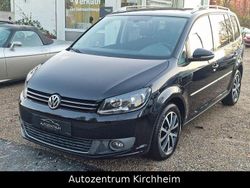 Schwarz Gebraucht 2010 VW Touran Highline Van / Kleinbus | 9.890 € (Fairer Preis)