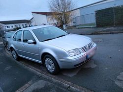 Silber Gebraucht 2002 VW Bora Limousine | 2.100 € (Etwas zu teuer)