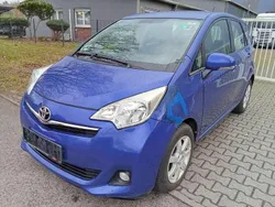 Blau Gebraucht 2011 Toyota Verso-S Van / Kleinbus | 3.500 € (Superpreis)