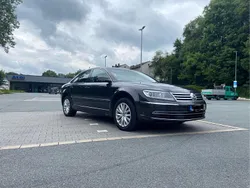 Braun Gebraucht 2015 VW Phaeton Limousine | 20.100 € (Fairer Preis)